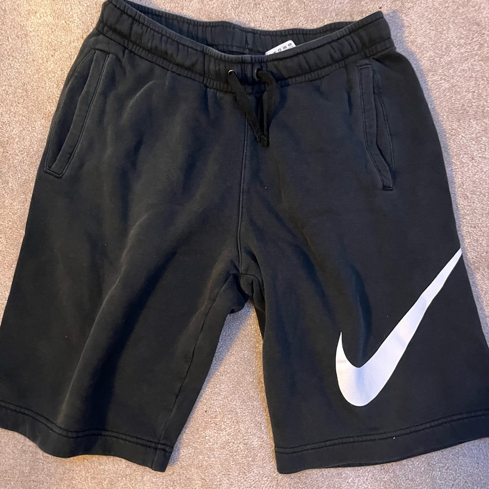 Nike cotton shorts. size small